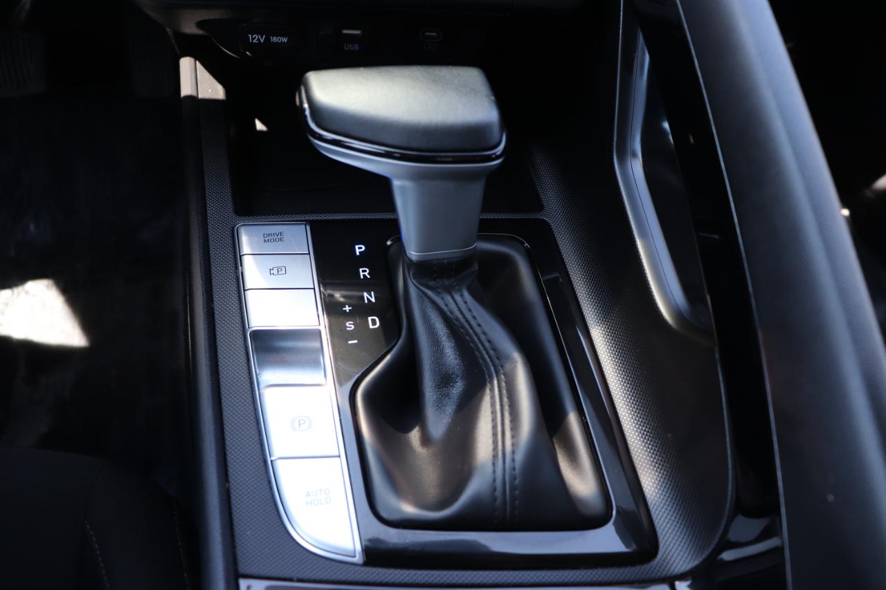 Hyundai Elantra SEL Convenience IVT 2025