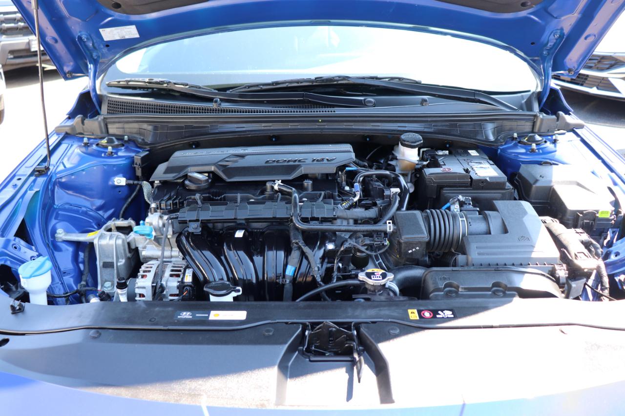 Hyundai Elantra SEL Convenience IVT 2025