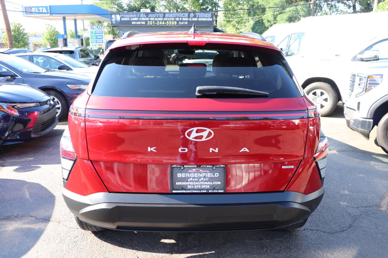 Hyundai Kona SEL AWD 2024