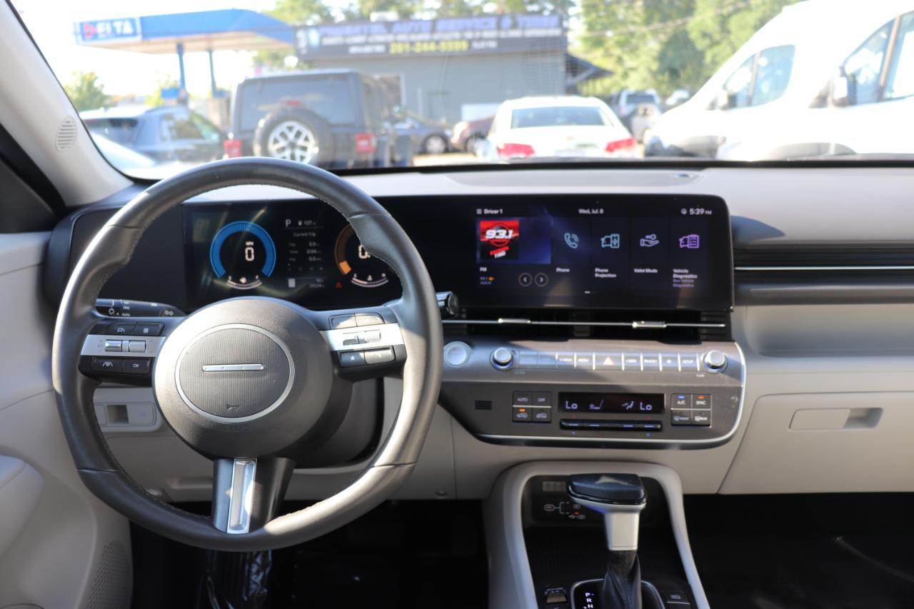 Hyundai Kona SEL AWD 2024