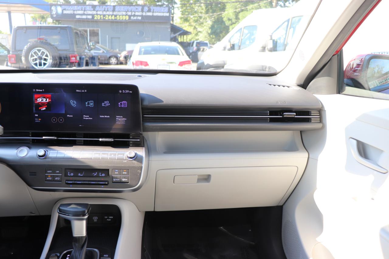 Hyundai Kona SEL AWD 2024