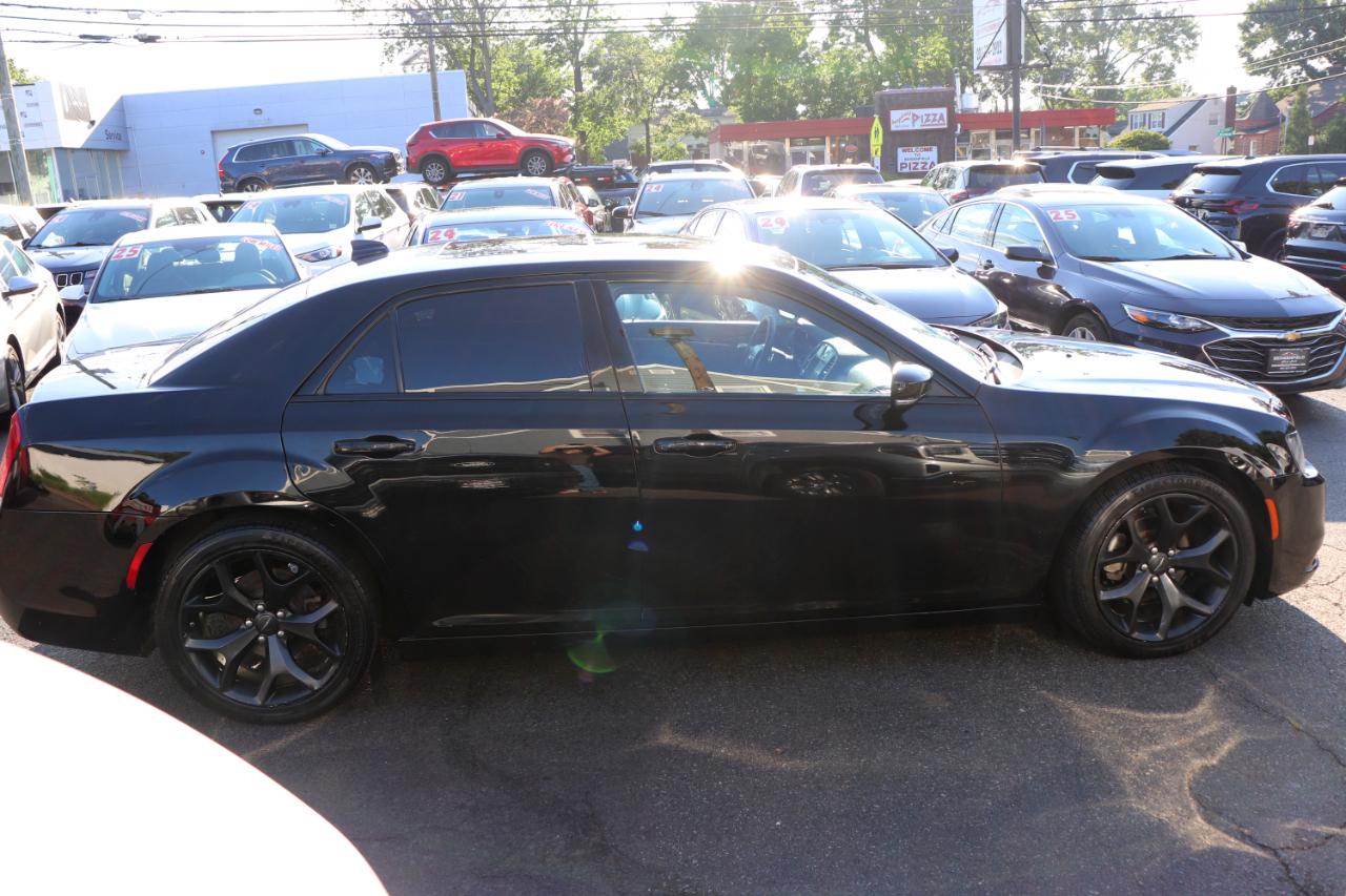 Chrysler 300 300S RWD 2022