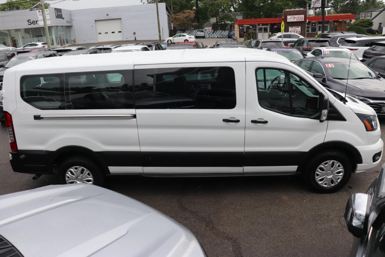 Ford Transit Passenger Wagon T-350 148" Low Roof XLT RWD 2024