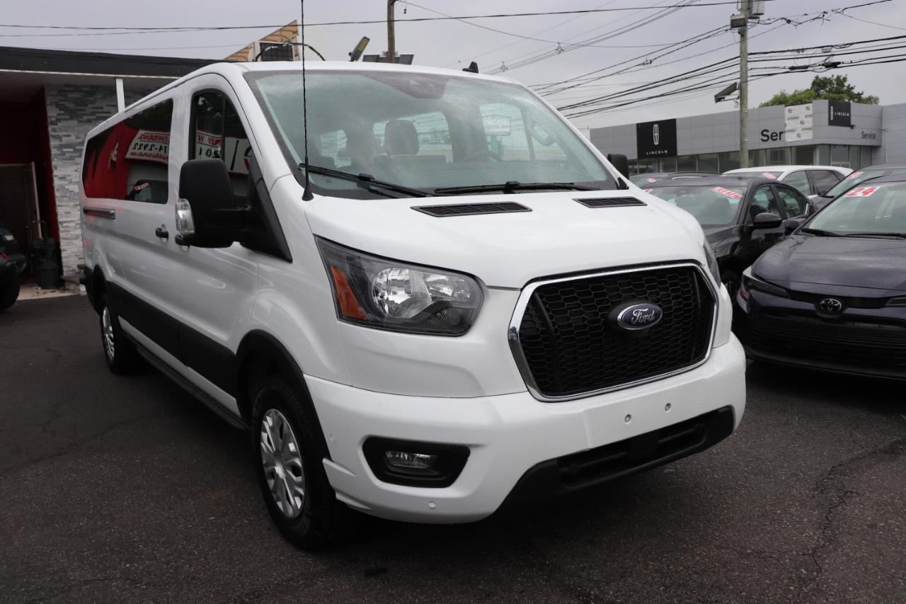Ford Transit Passenger Wagon T-350 148" Low Roof XLT RWD 2024