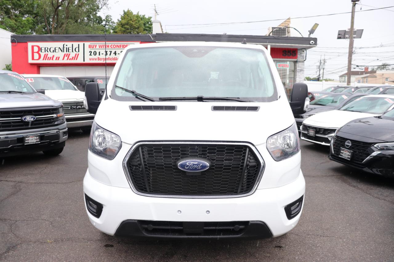 Ford Transit Passenger Wagon T-350 148" Low Roof XLT RWD 2024