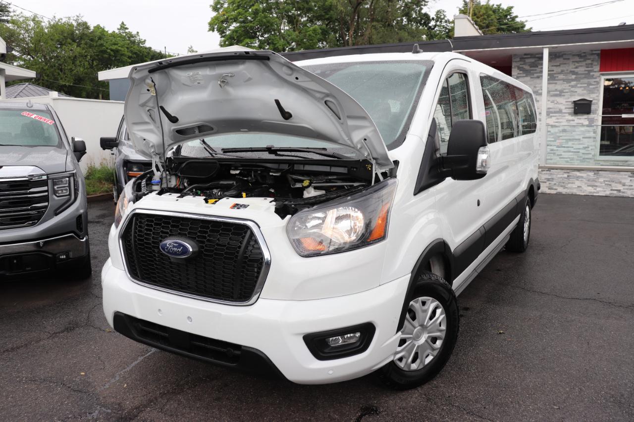 Ford Transit Passenger Wagon T-350 148" Low Roof XLT RWD 2024