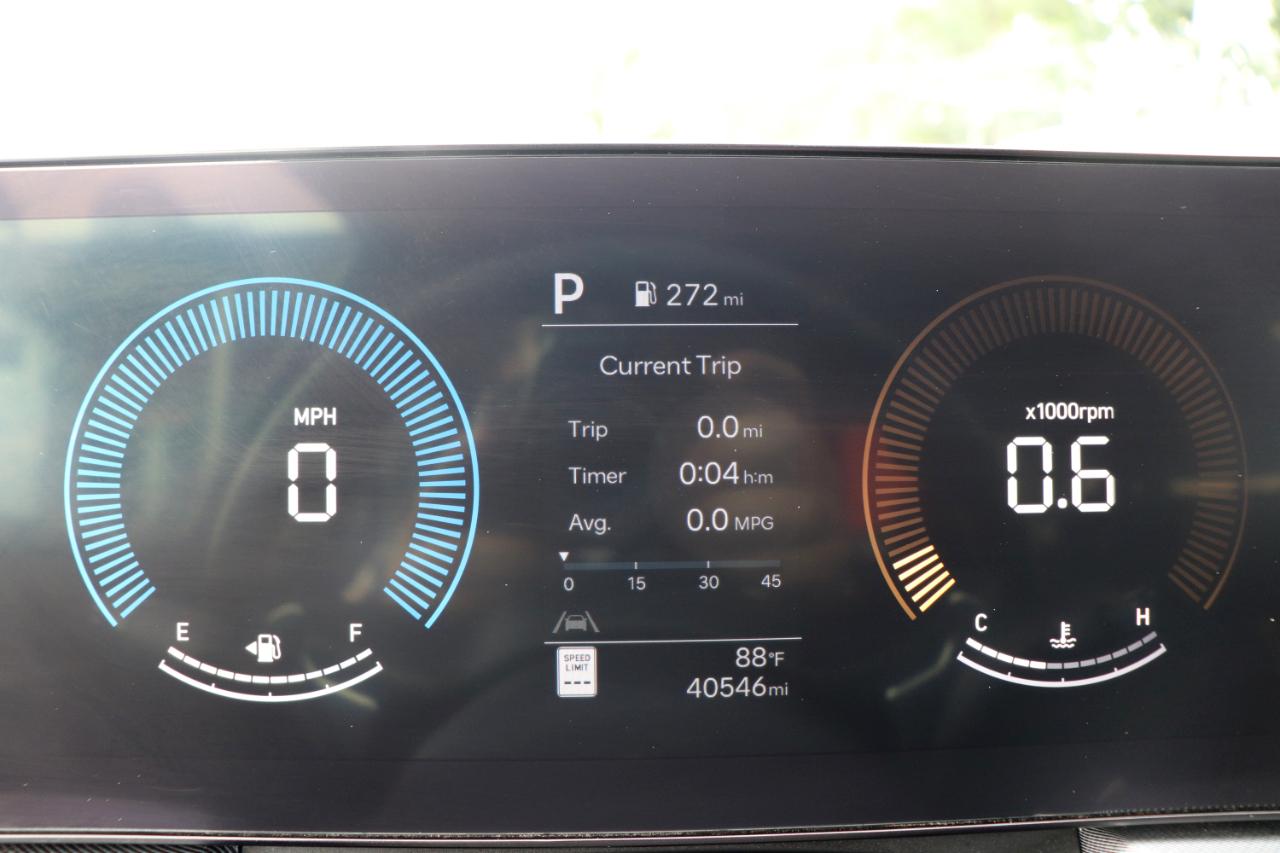 Hyundai Sonata SEL 2.5L FWD 2024