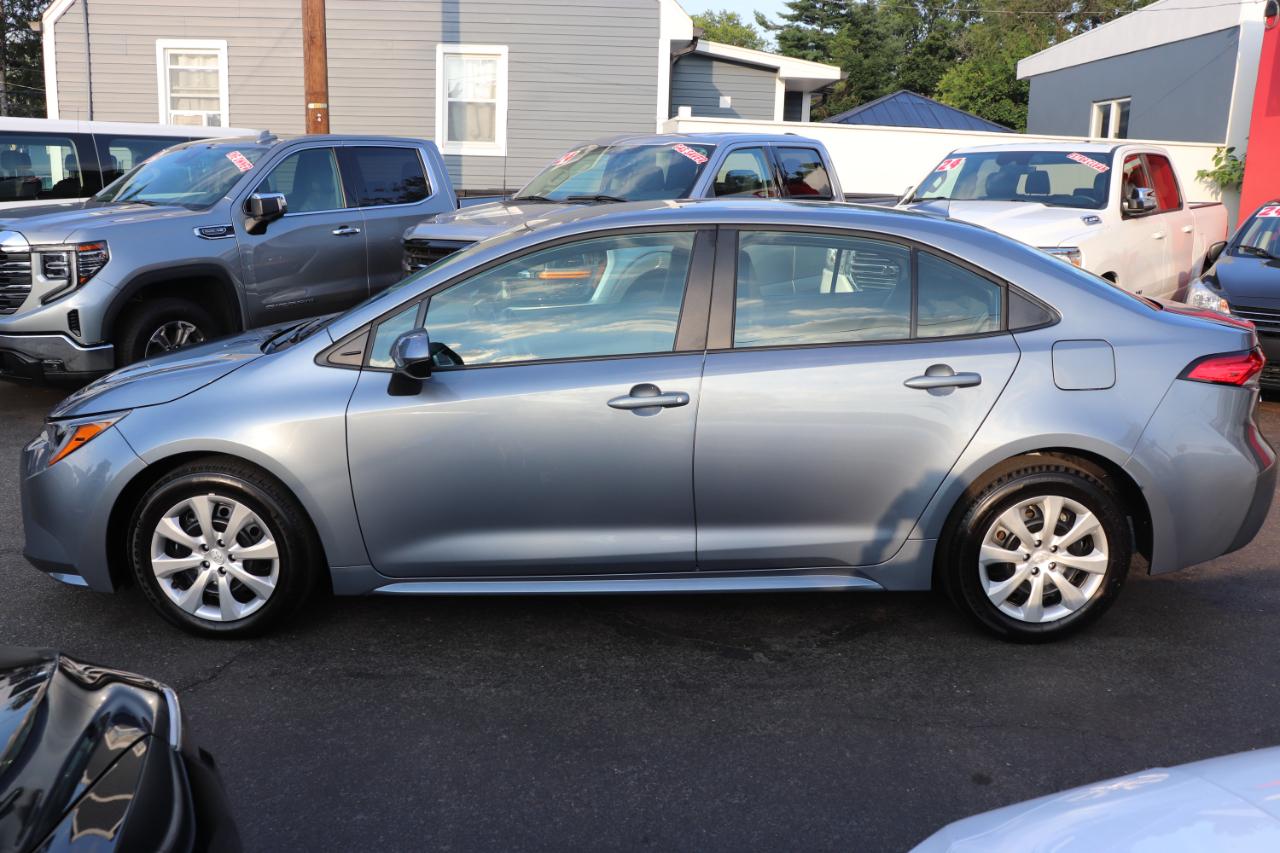 Toyota Corolla LE CVT (Natl) 2026