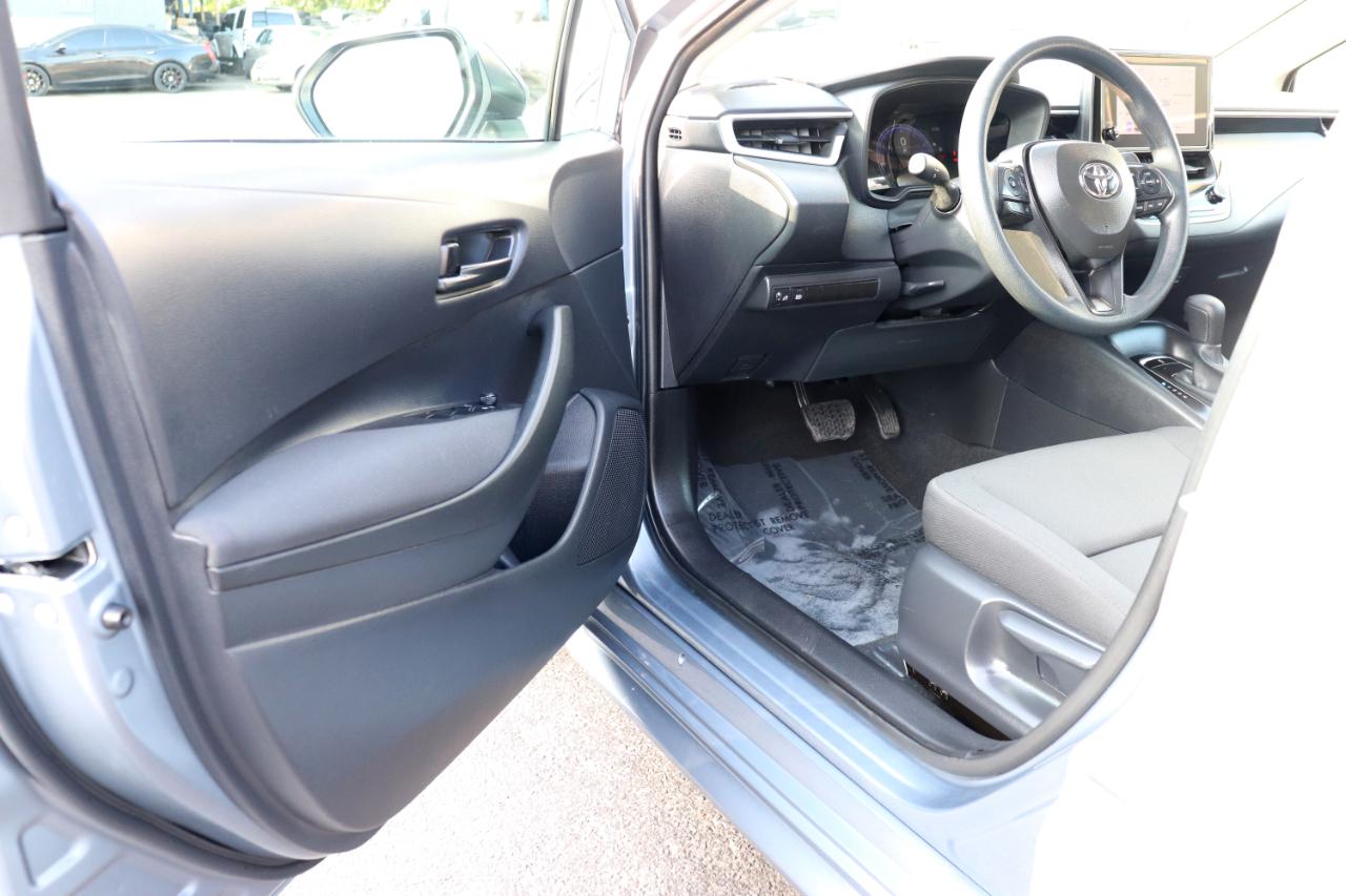 Toyota Corolla LE CVT (Natl) 2026