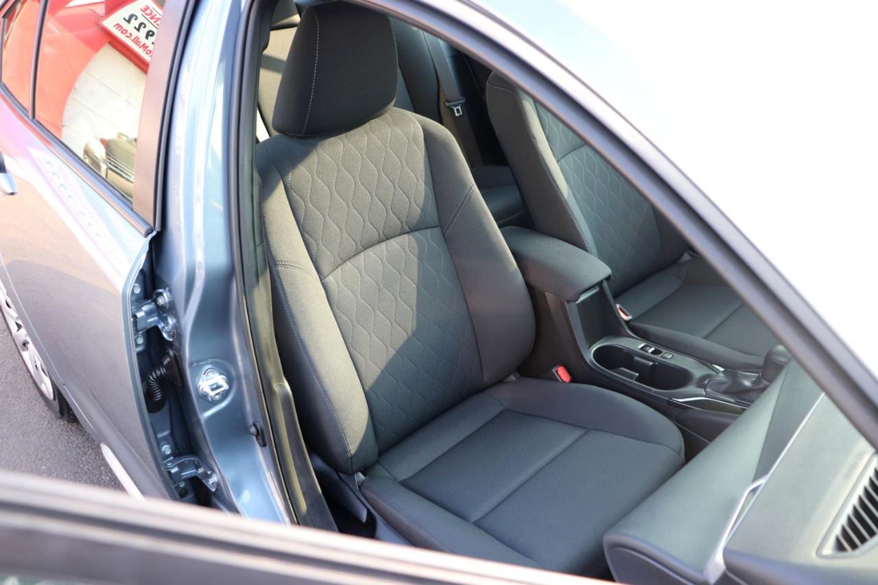 Toyota Corolla LE CVT (Natl) 2026