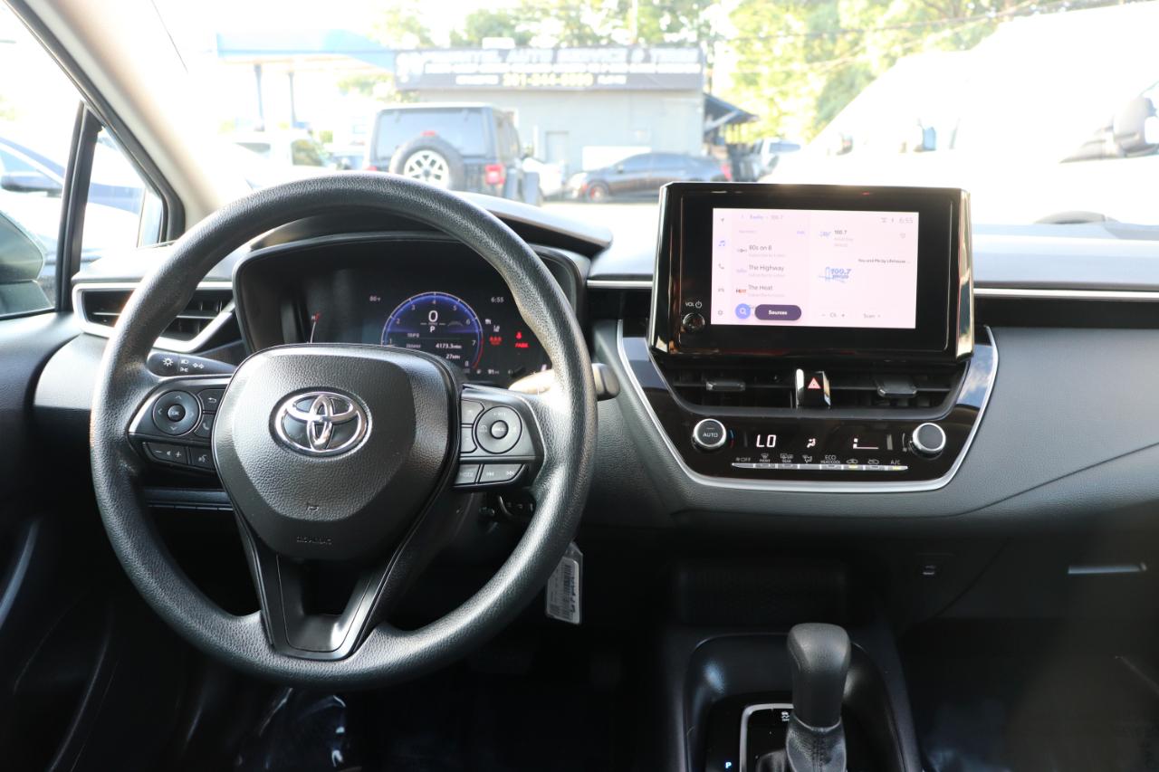 Toyota Corolla LE CVT (Natl) 2026