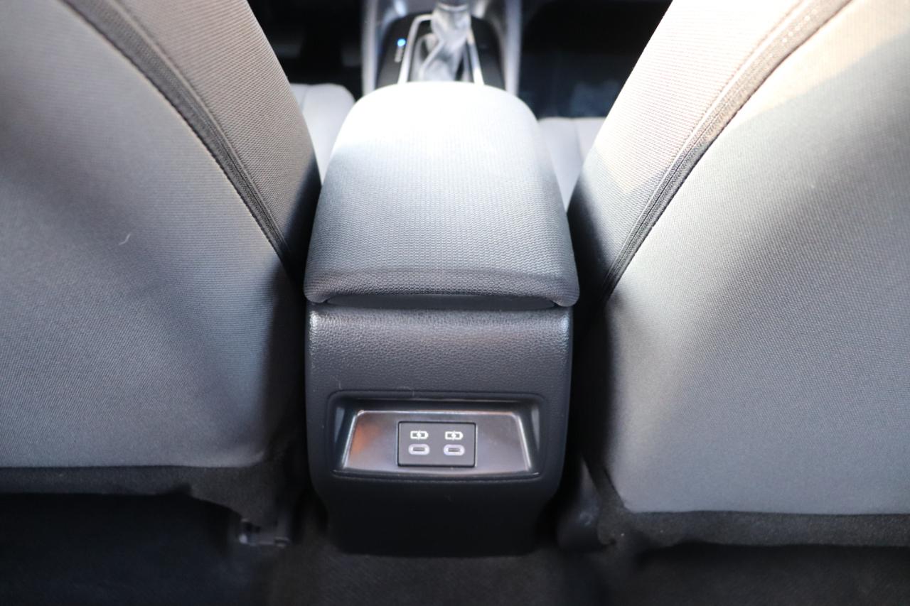 Toyota Corolla LE CVT (Natl) 2026