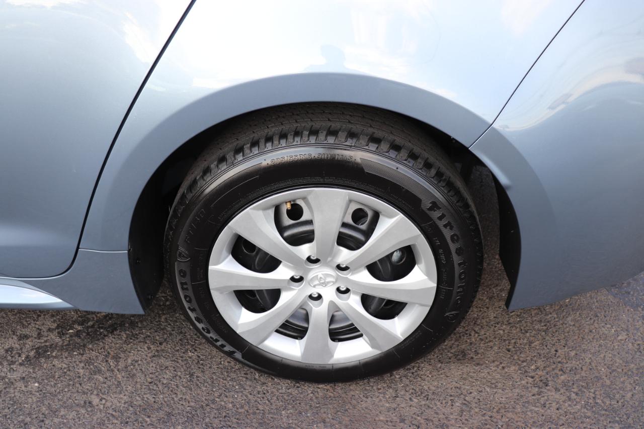 Toyota Corolla LE CVT (Natl) 2026