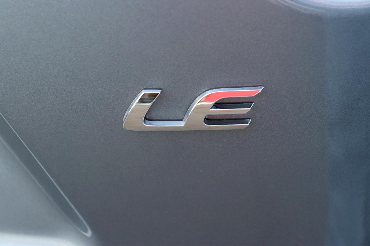 Toyota Corolla LE CVT (Natl) 2026