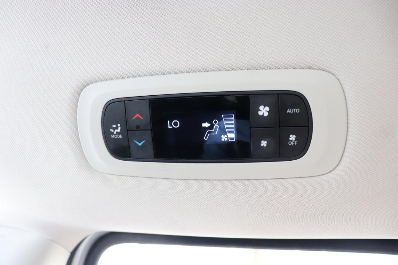 Chrysler Pacifica Touring L FWD 2024