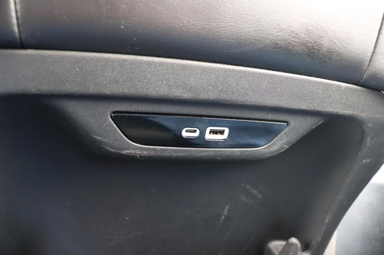 Chrysler Pacifica Touring L FWD 2024