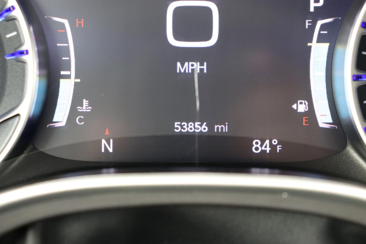 Chrysler Pacifica Touring L FWD 2024