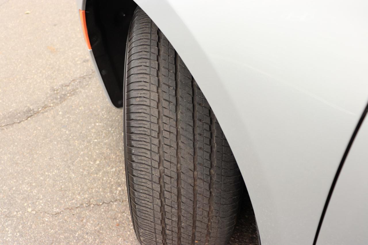 Chrysler Pacifica Touring L FWD 2024