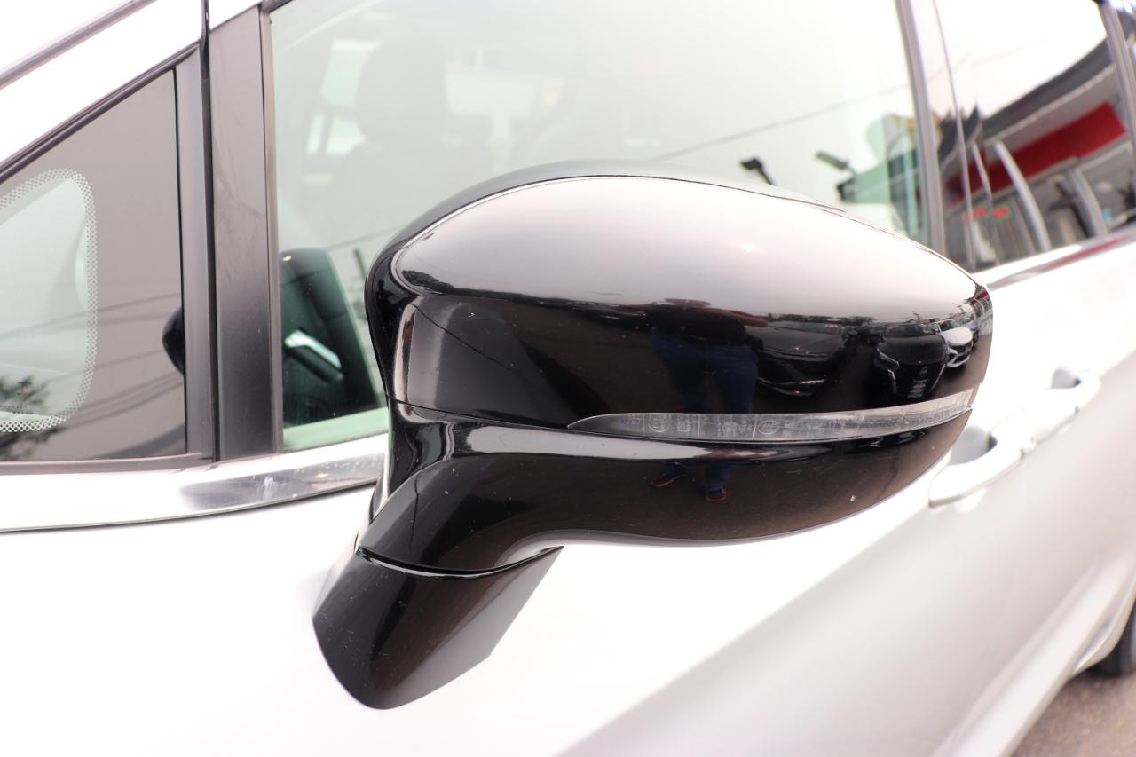 Chrysler Pacifica Touring L FWD 2024