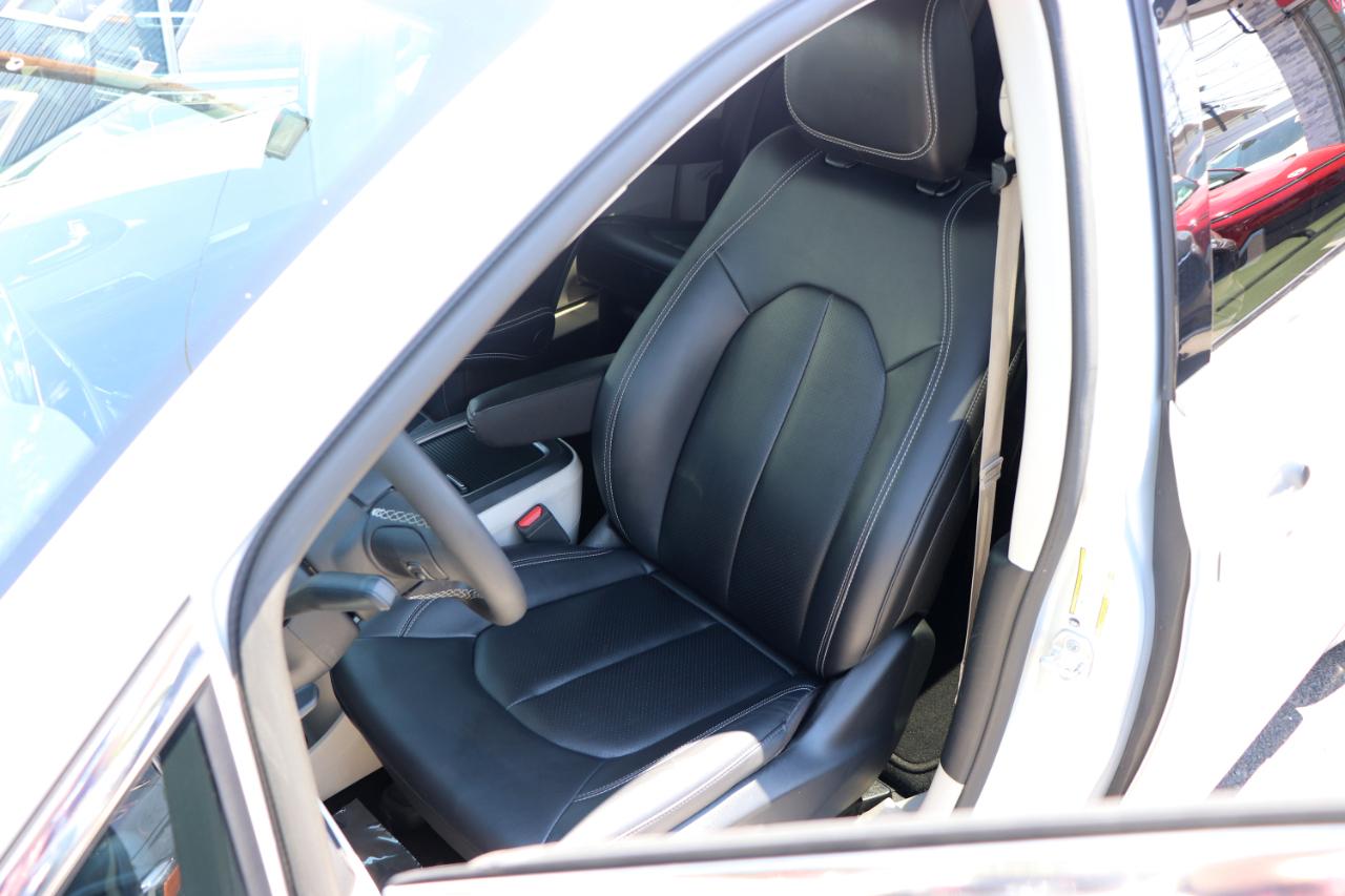 Chrysler Pacifica Touring L FWD 2024