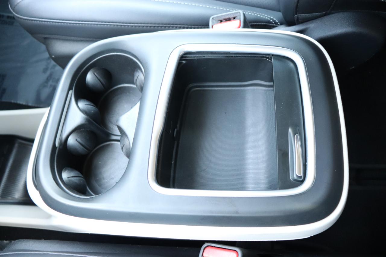 Chrysler Pacifica Touring L FWD 2024