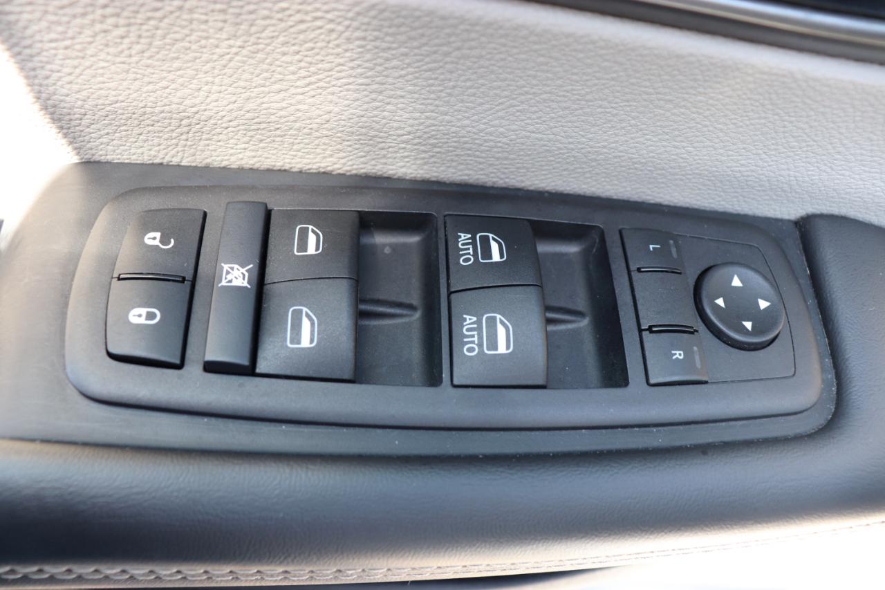 Chrysler Pacifica Touring L FWD 2024