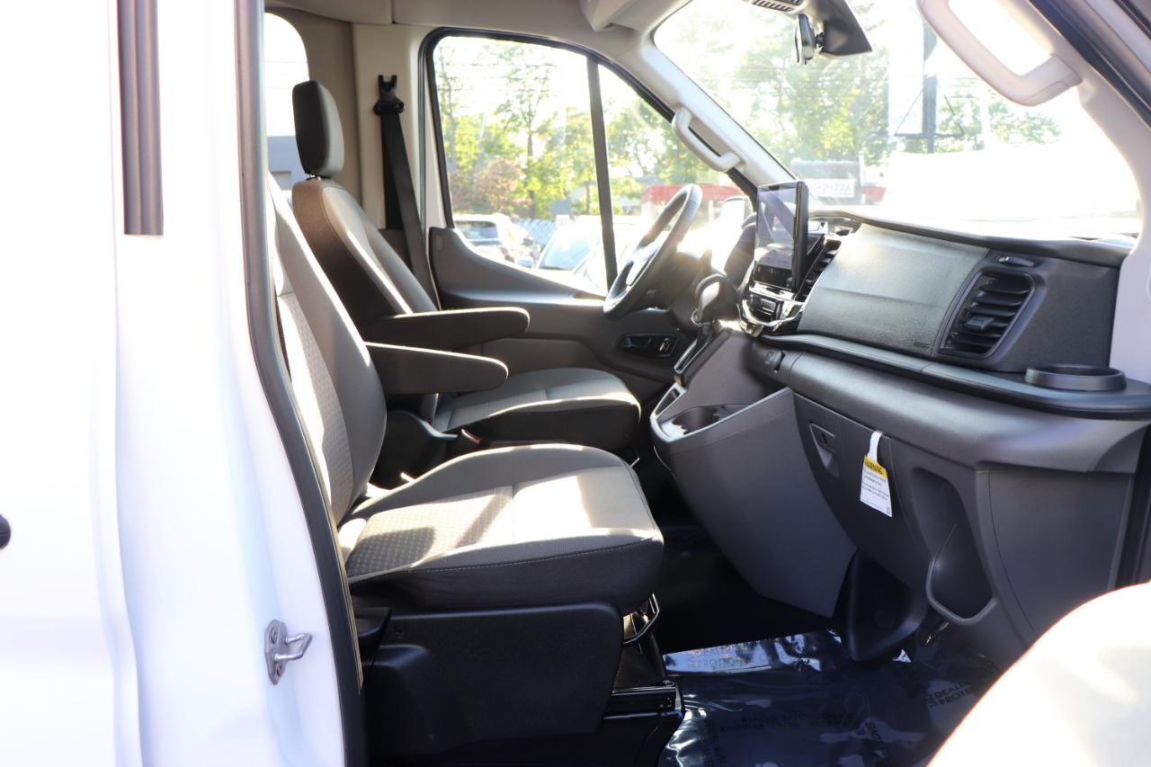 Ford Transit Passenger Wagon T-350 148" Med Roof XLT RWD 2026