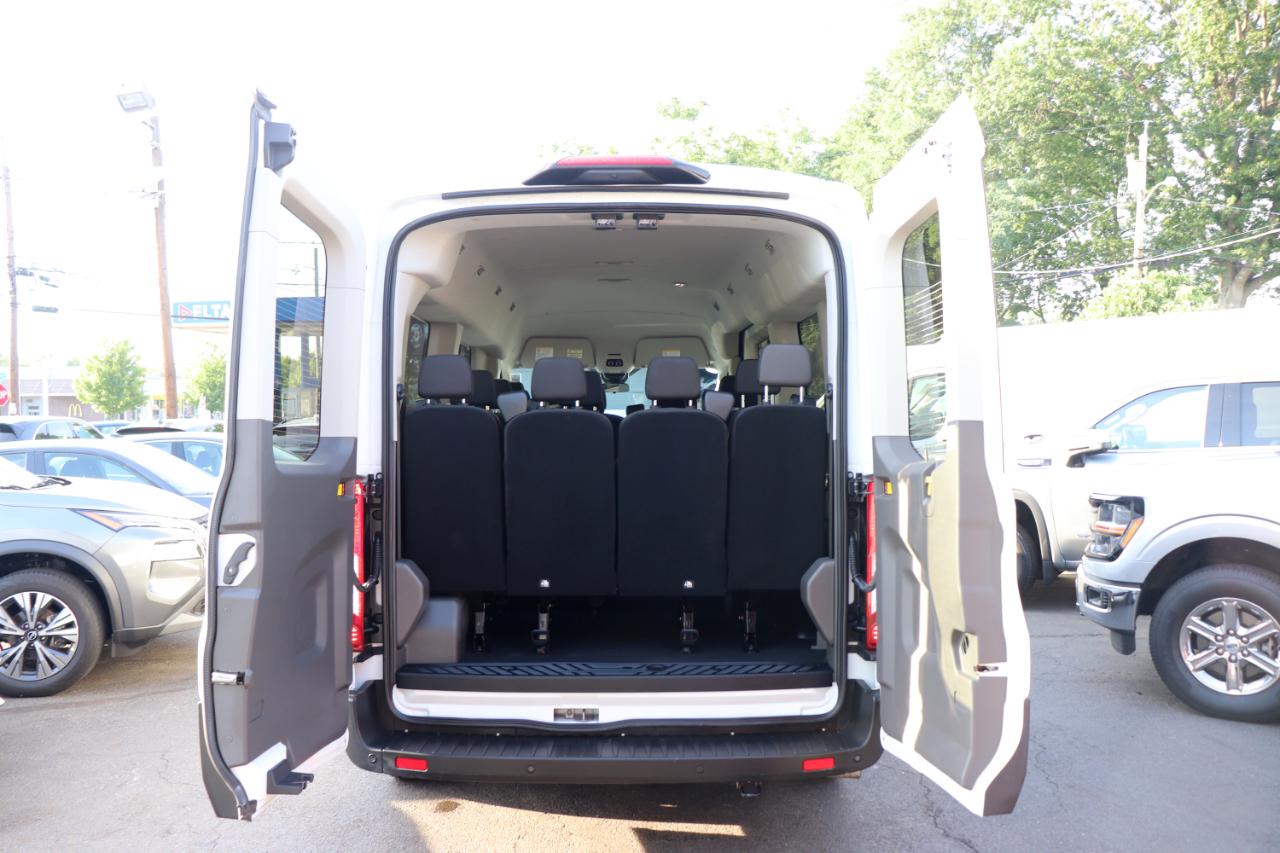 Ford Transit Passenger Wagon T-350 148" Med Roof XLT RWD 2026