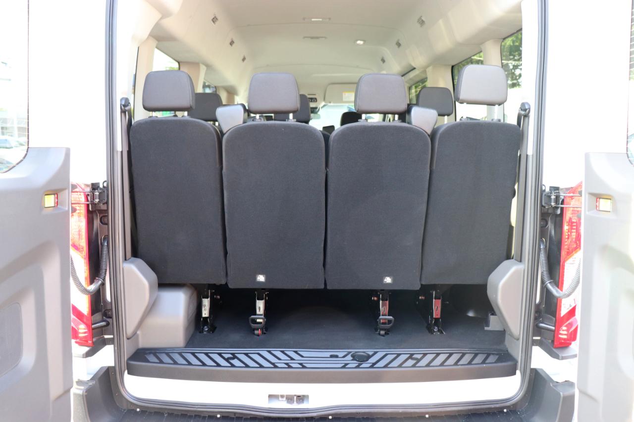 Ford Transit Passenger Wagon T-350 148" Med Roof XLT RWD 2026