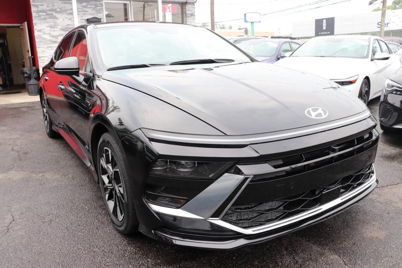 Hyundai Sonata SEL FWD 2025