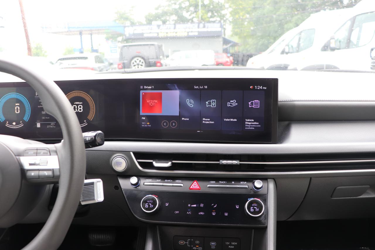 Hyundai Sonata SEL FWD 2025