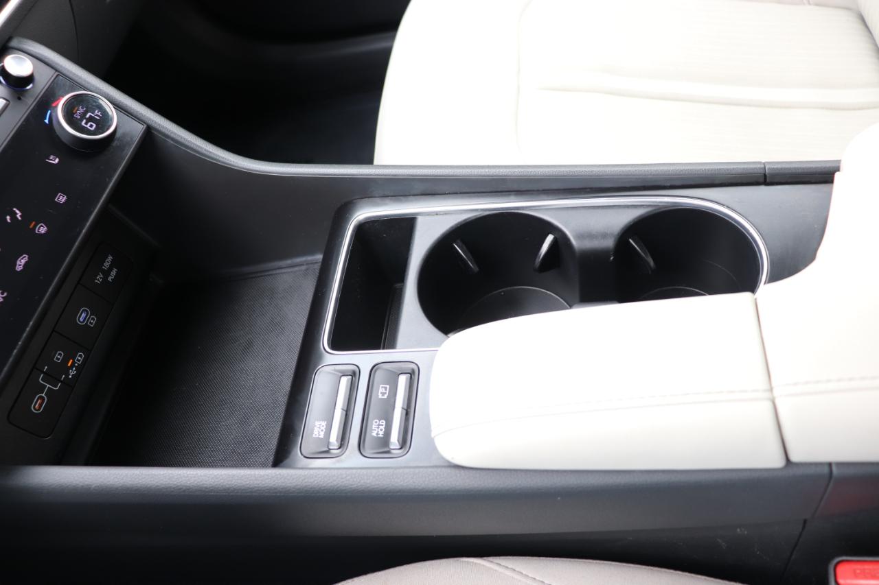 Hyundai Sonata SEL FWD 2025