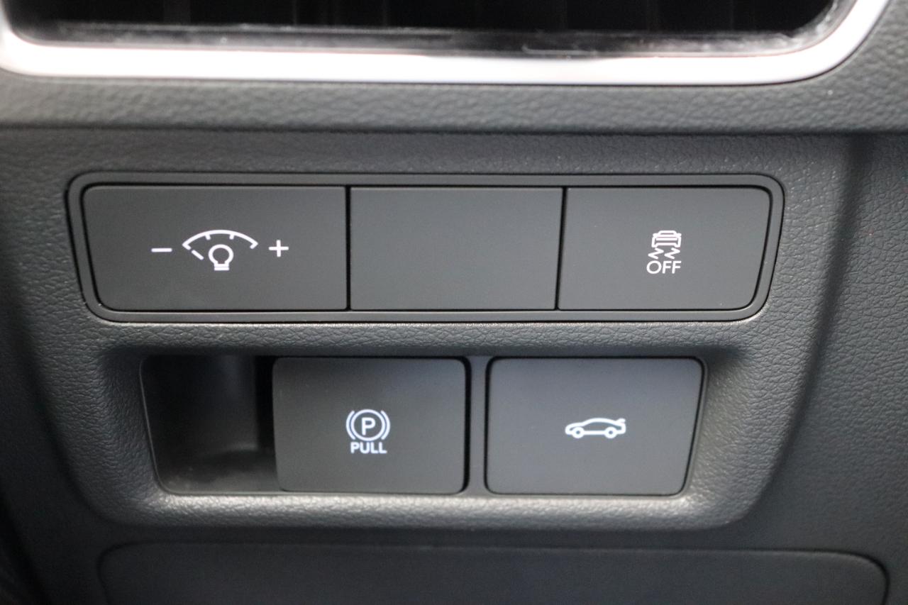 Hyundai Sonata SEL FWD 2025