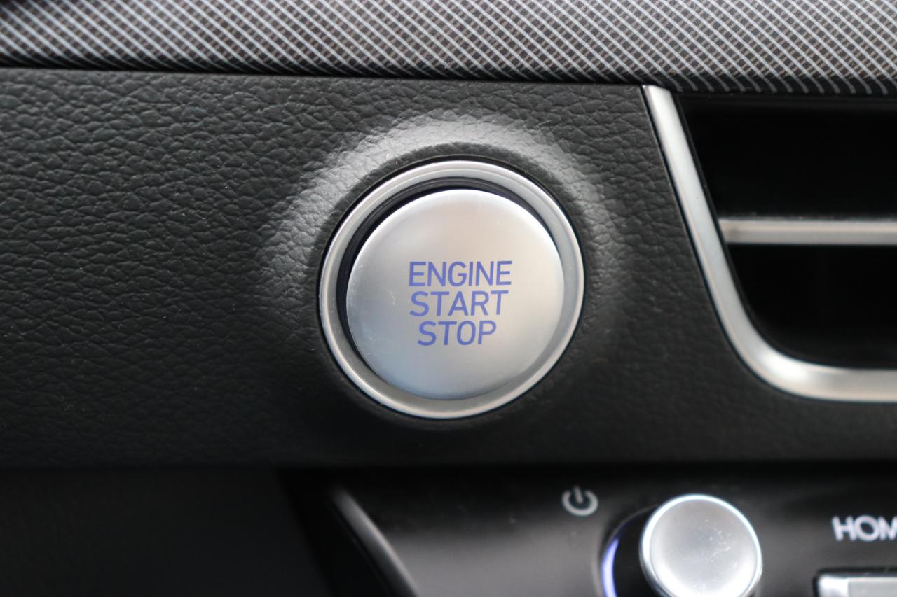 Hyundai Sonata SEL FWD 2025