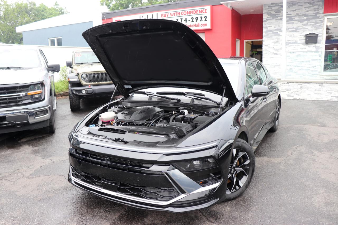 Hyundai Sonata SEL FWD 2025