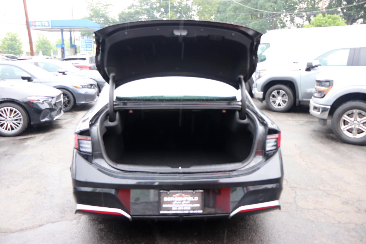 Hyundai Sonata SEL FWD 2025