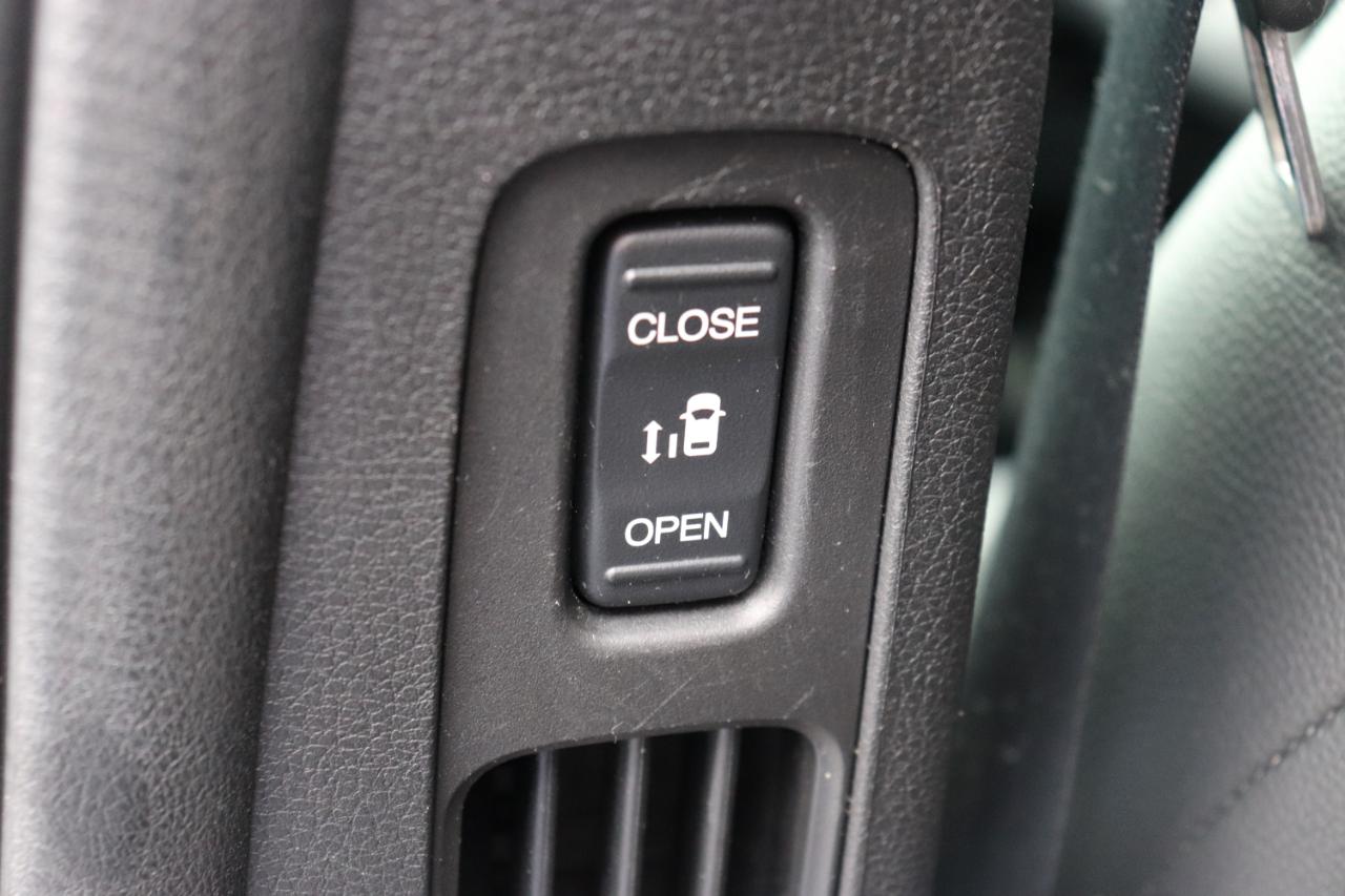 Honda Odyssey EX-L Auto 2025