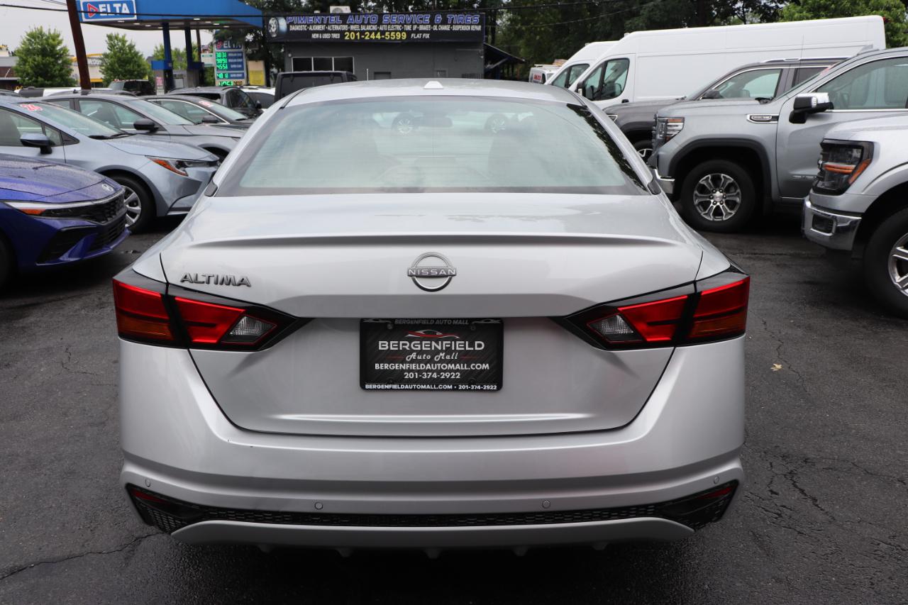 Nissan Altima SV FWD 2025