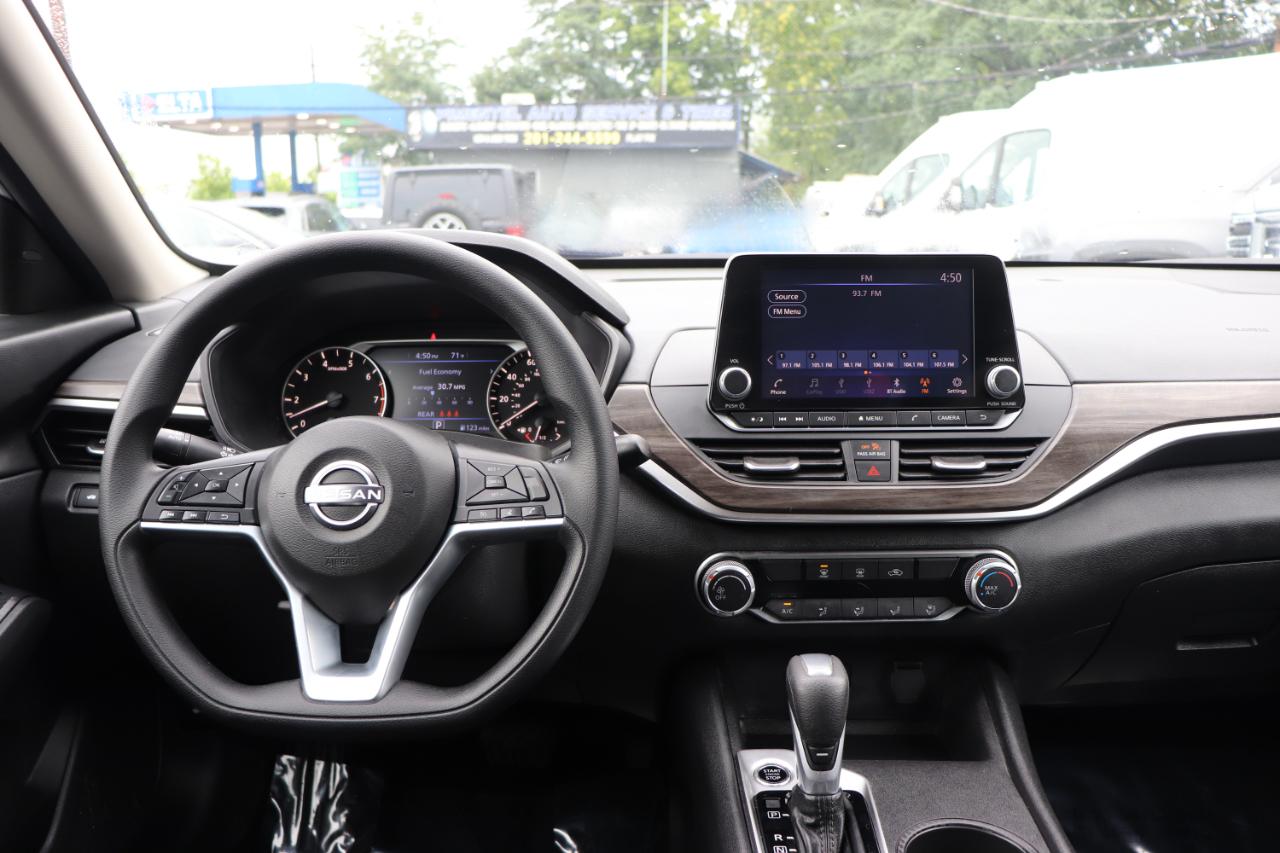 Nissan Altima SV FWD 2025
