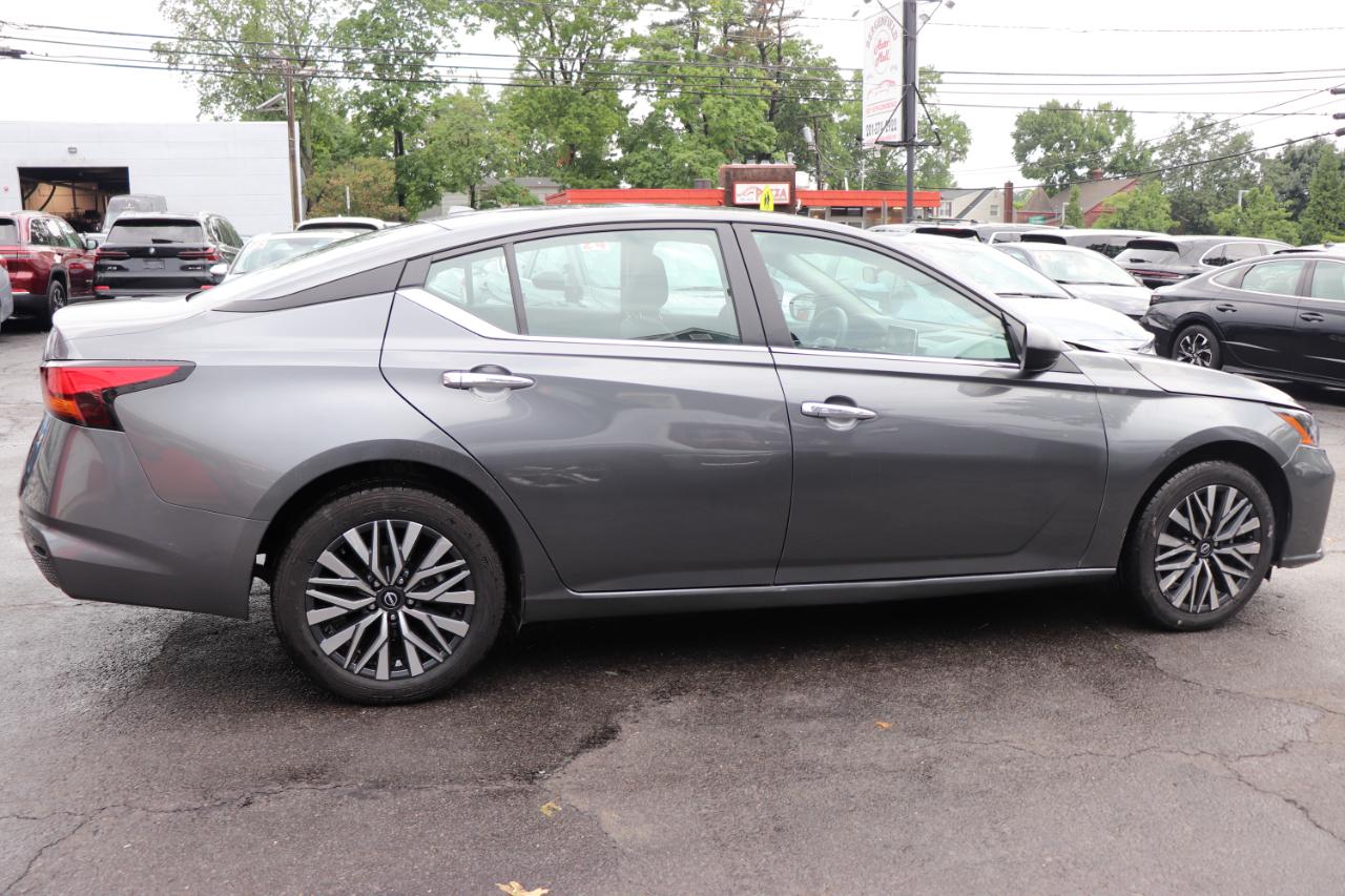 Nissan Altima SV AWD 2025
