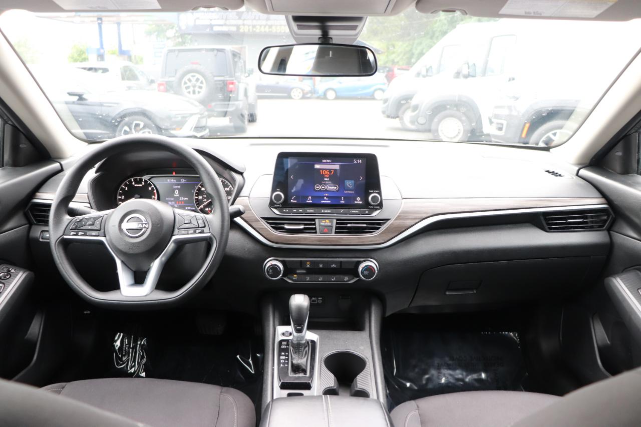 Nissan Altima SV AWD 2025