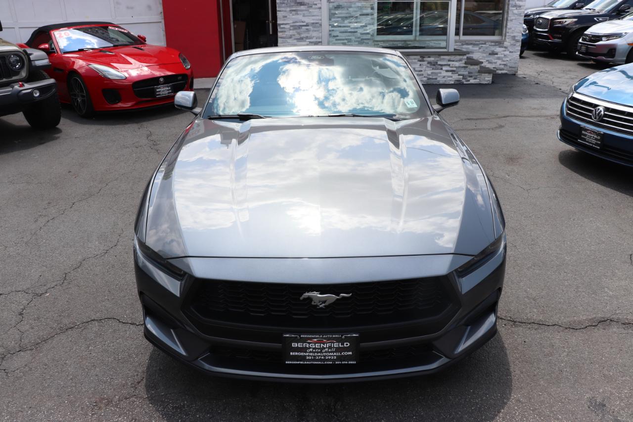 Ford Mustang EcoBoost Convertible 2026