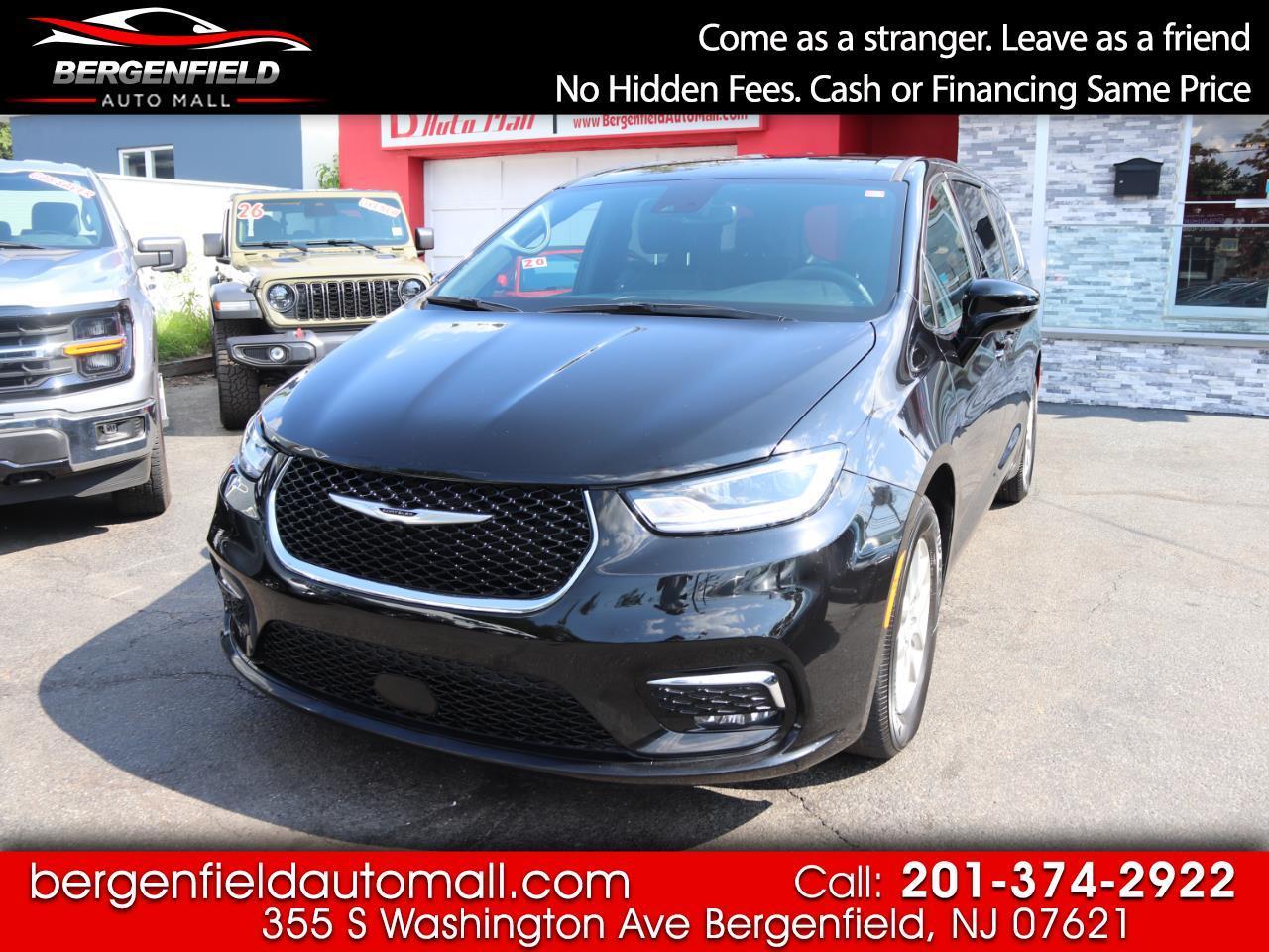 Chrysler Pacifica Select FWD 2026