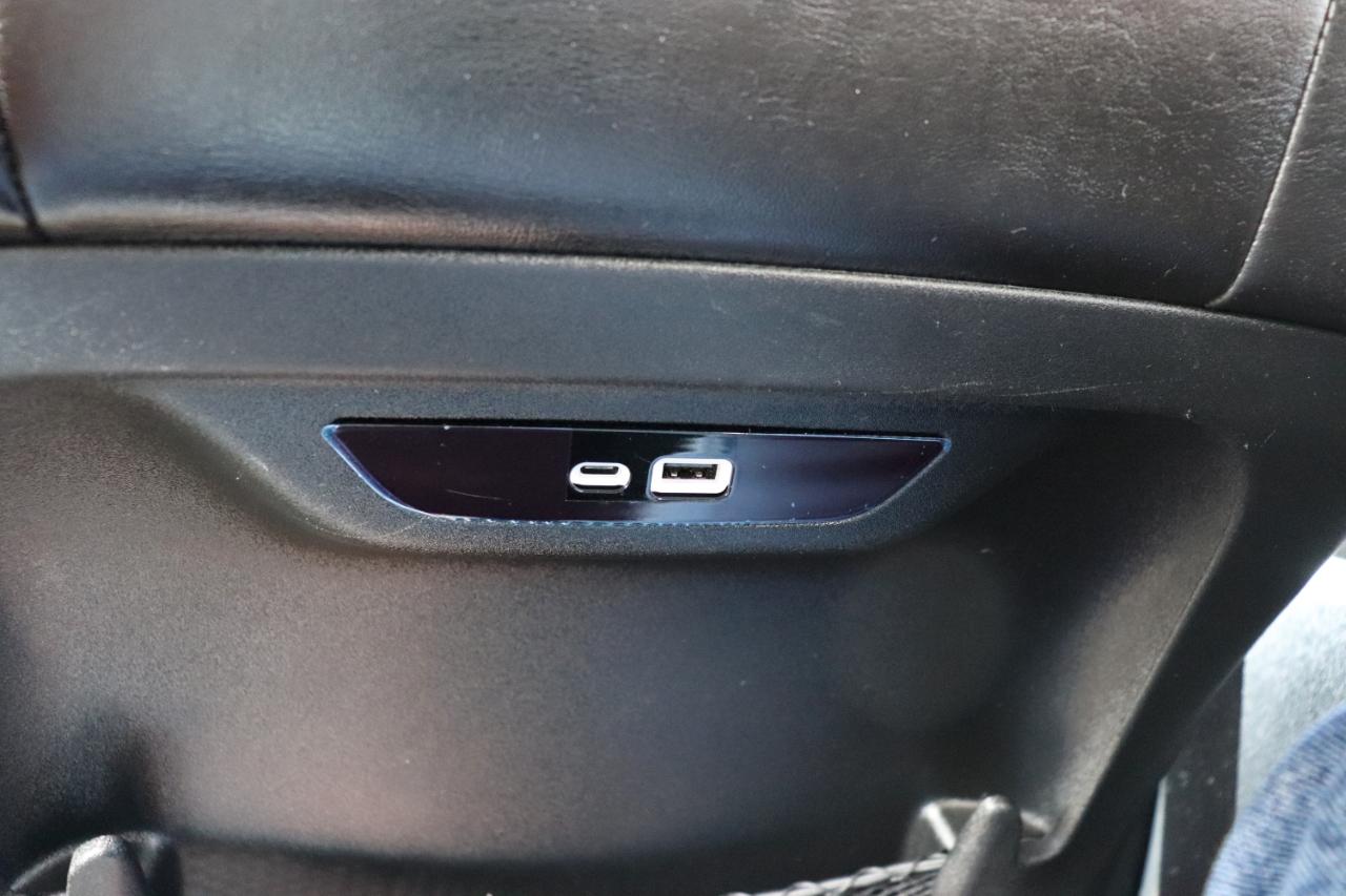 Chrysler Pacifica Select FWD 2026