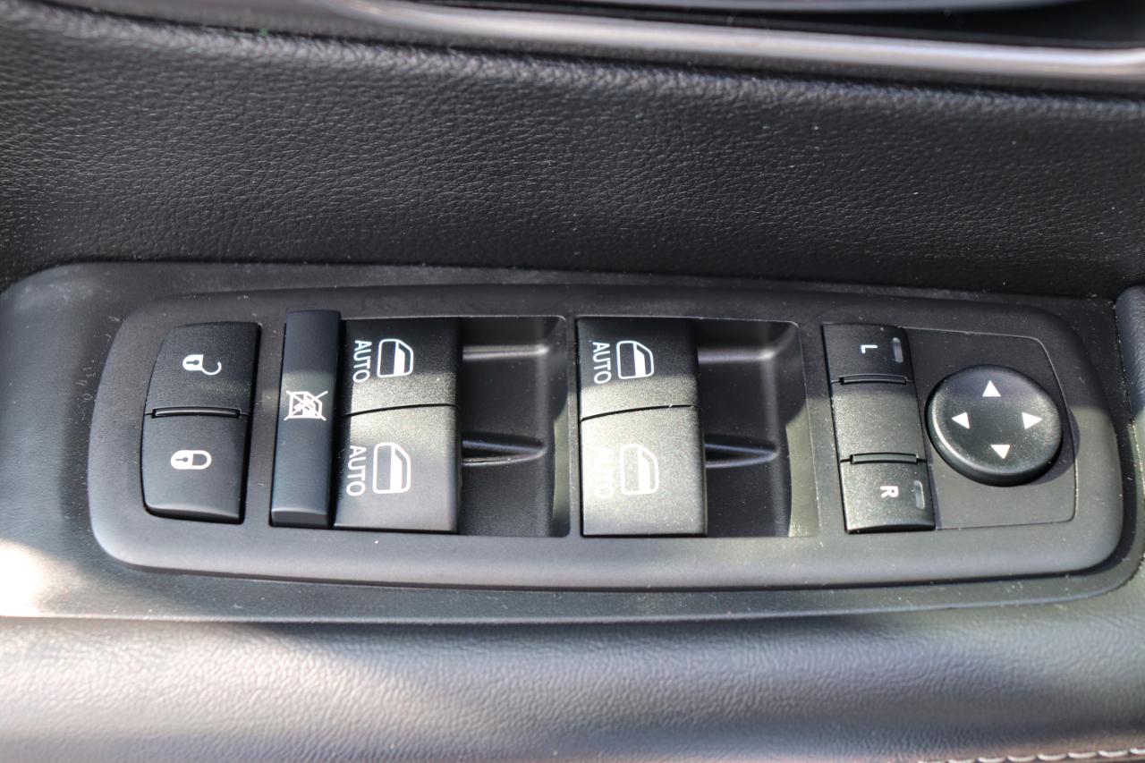Chrysler Pacifica Select FWD 2026