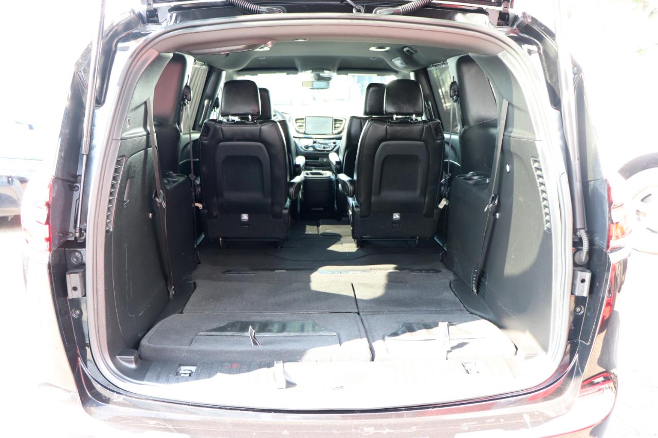 Chrysler Pacifica Select FWD 2026