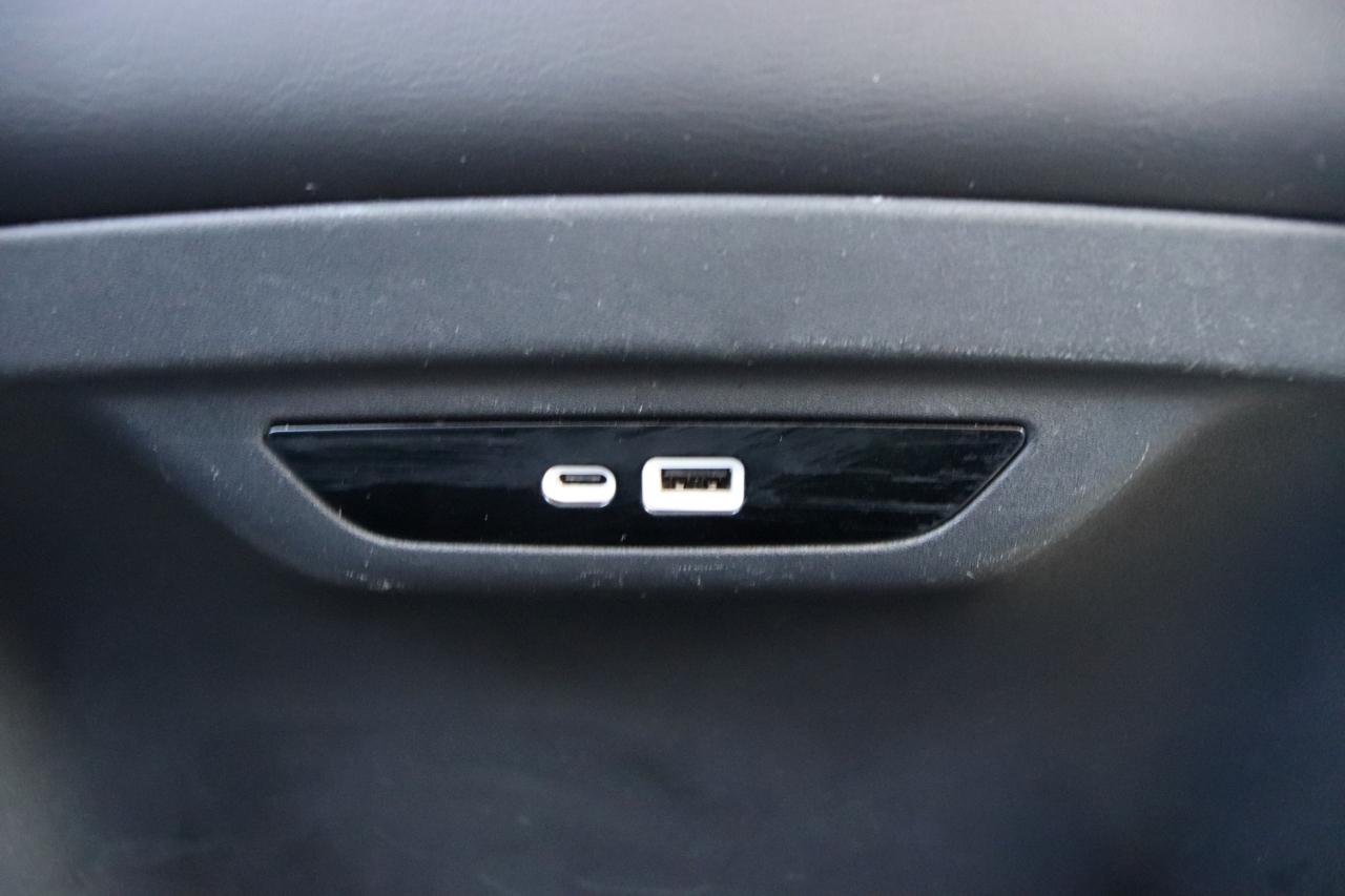 Chrysler Pacifica Touring L FWD 2024
