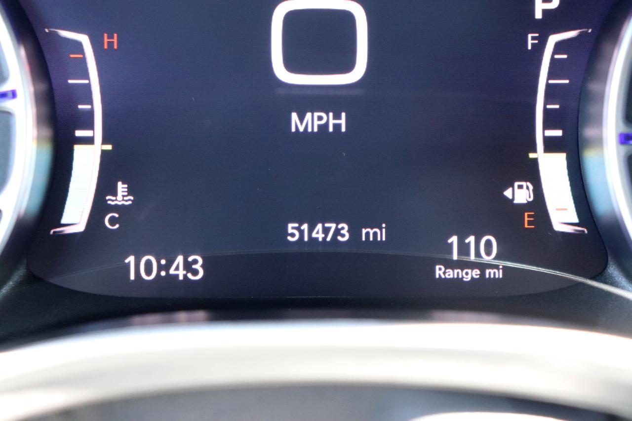 Chrysler Pacifica Touring L FWD 2024