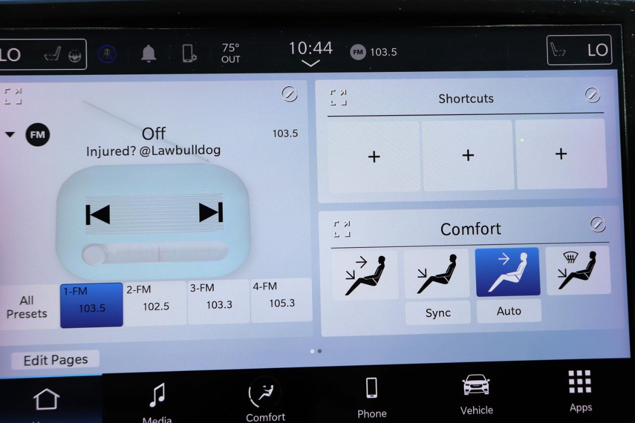 Chrysler Pacifica Touring L FWD 2024