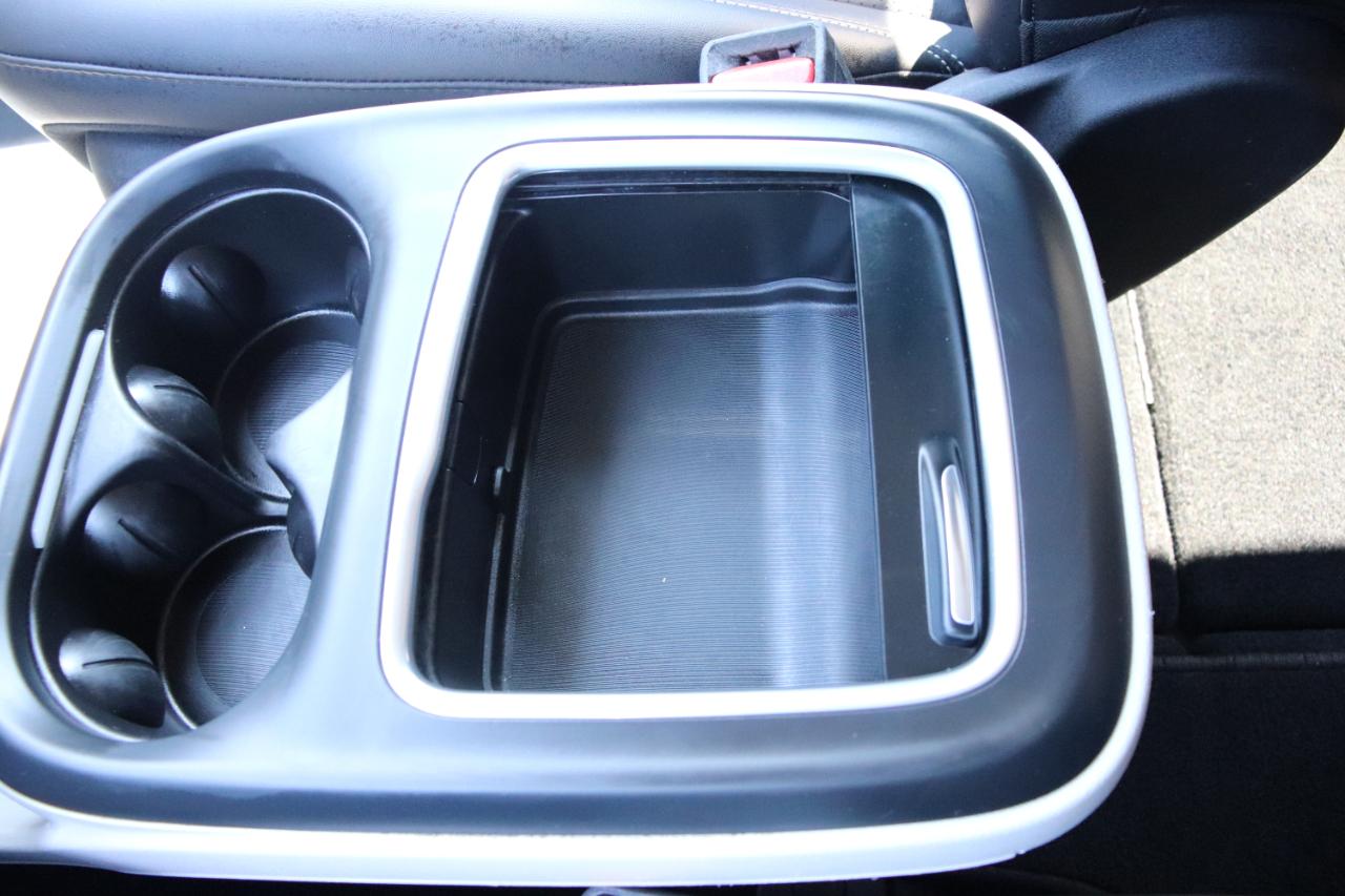 Chrysler Pacifica Touring L FWD 2024